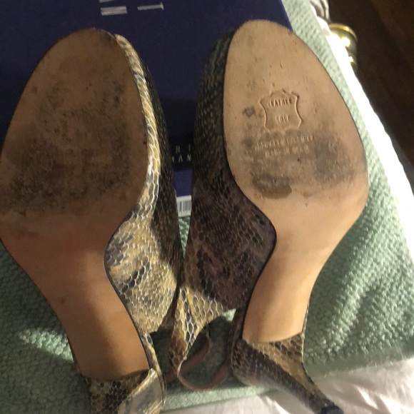 Fabulous Stuart Weitzman snake skin sling backs - Picture 3 of 3